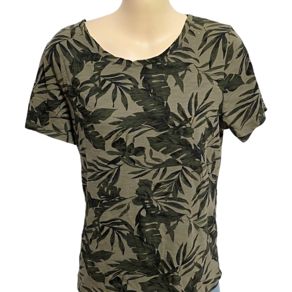 Olive Leaf Jungle Pattern T-Shirt